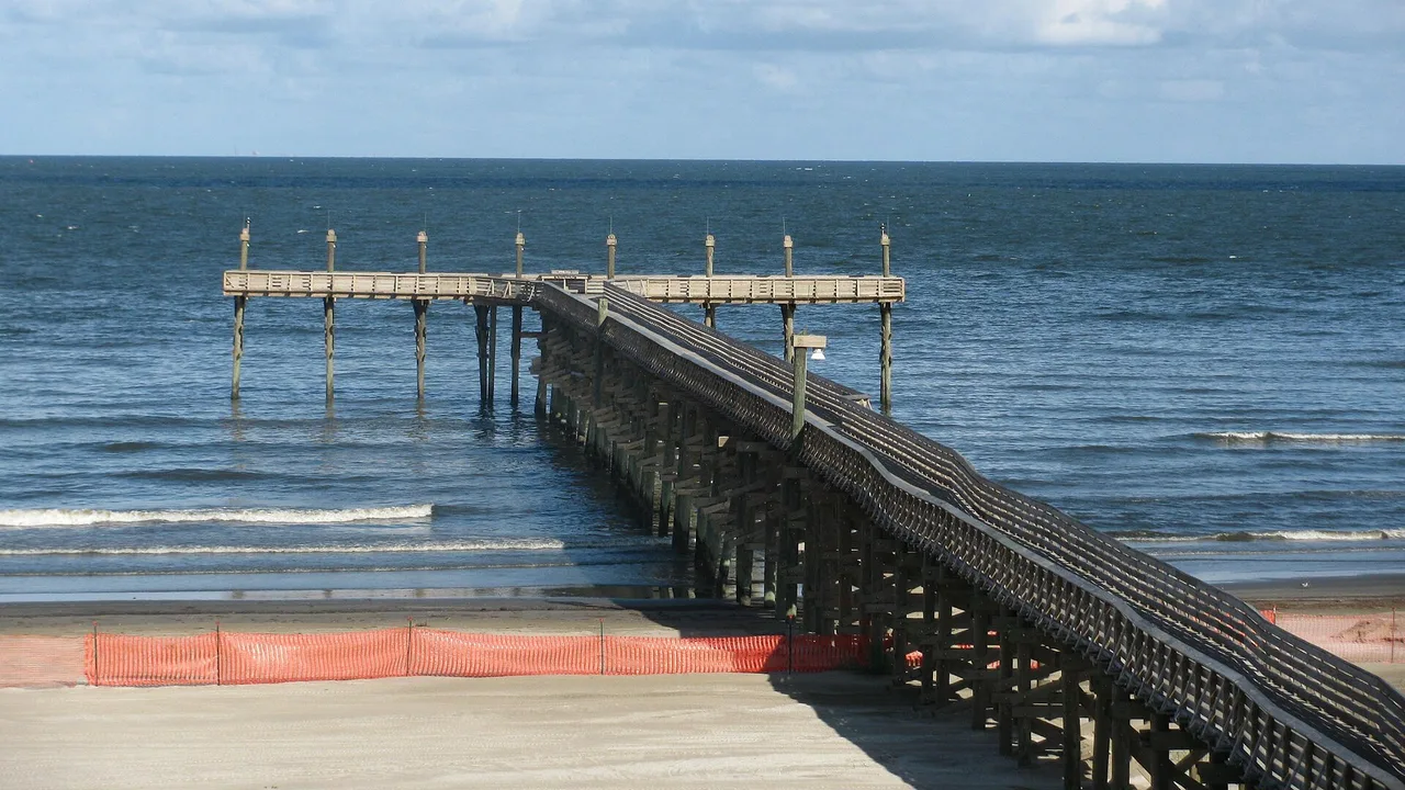 The Gulf-facing fishing pier at Grand Isle State Park, Louisiana
