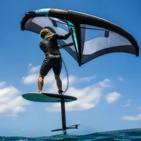 Rider haciendo wing foil