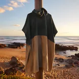 Poncho de surf y toalla de playa